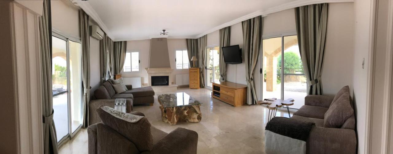 Casa Santos Kyrenia Villa Kyrenia  Bagian luar foto